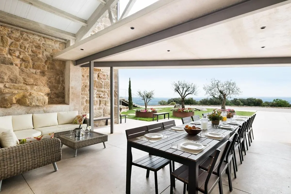 Catalunya Casas Fabulous Villa For 28 With Heated Pool Tora de Riubregos