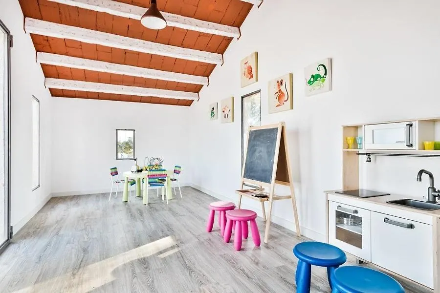 Catalunya Casas Fabulous Villa For 28 With Heated Pool Tora de Riubregos